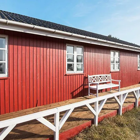 Holiday Henne Xi Semesterbostad